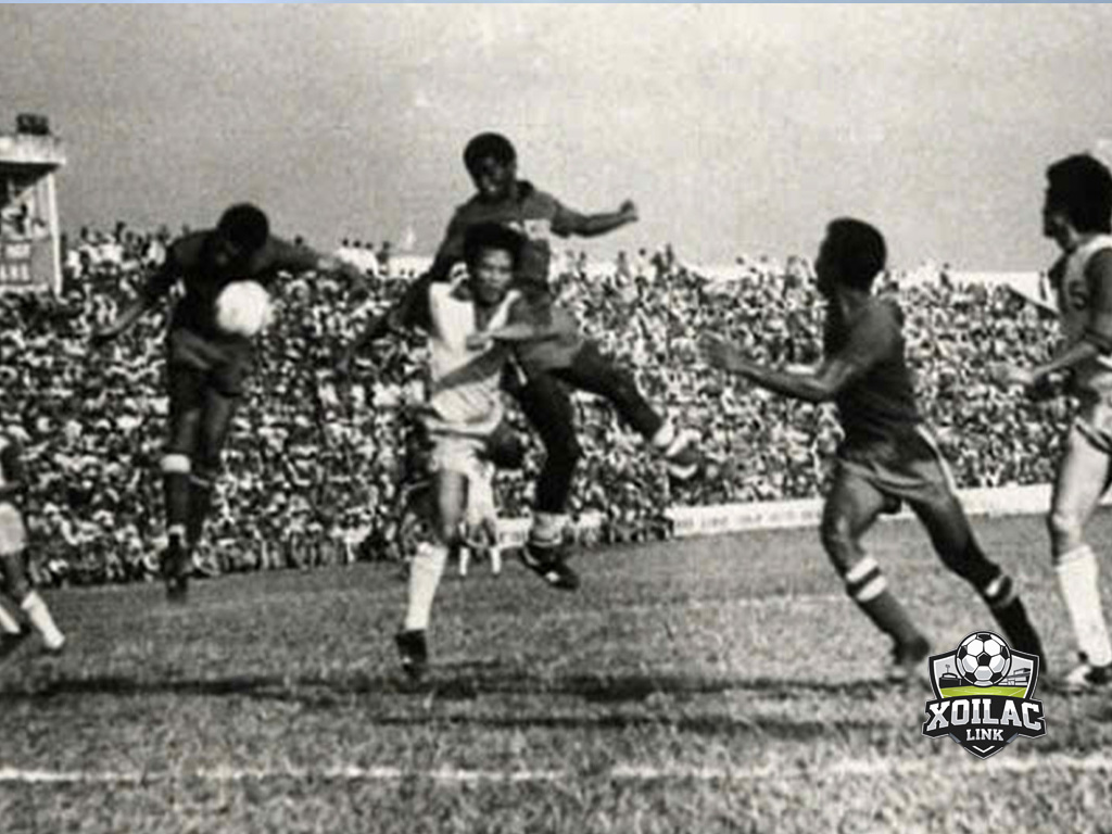 tran-dau-bong-da-tai-viet-nam-tu-ngay-xua