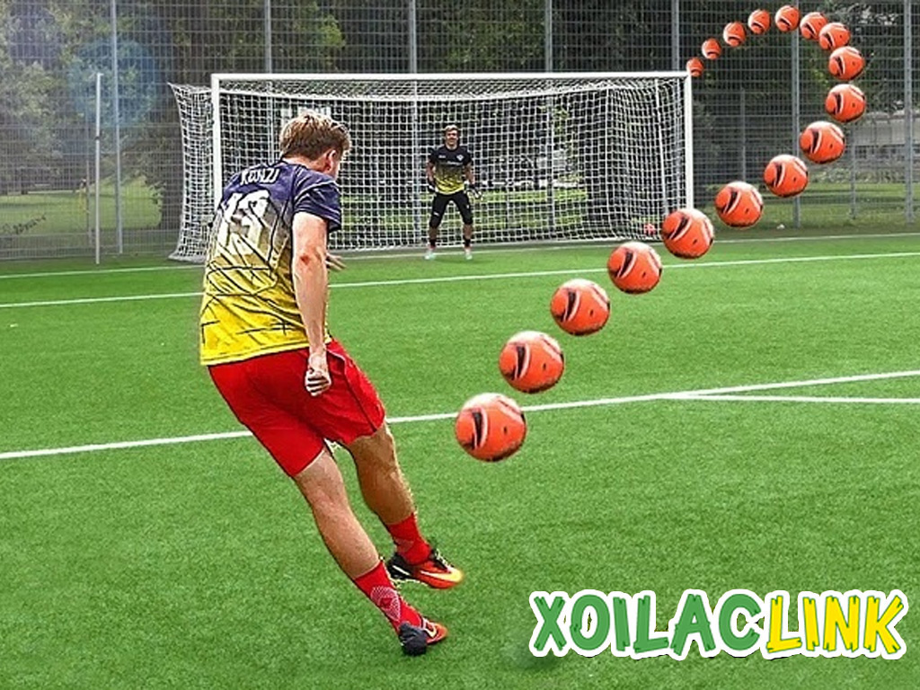 Kỹ thuật đá bóng bằng lòng bàn chân từ A đến Z