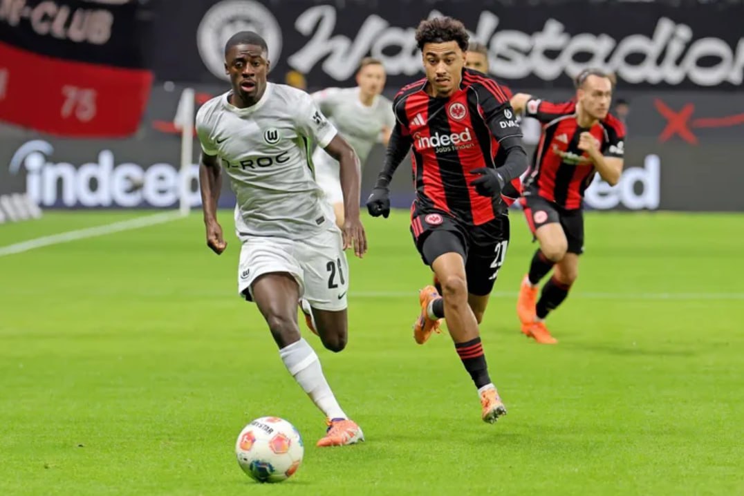Eintracht Frankfurt vs VfL Wolfsburg (23:30 – 30/11) | Xem lại trận đấu